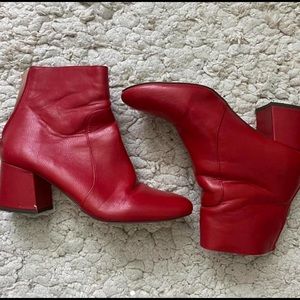 Urban outfitters Red Chelsea Boots